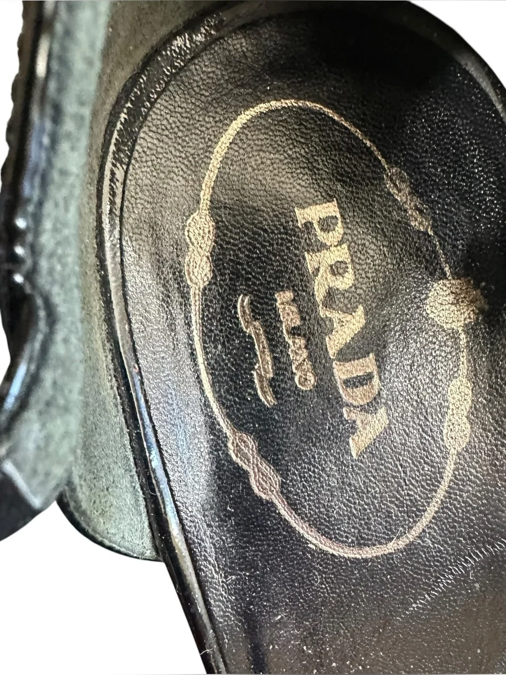 Prada very good